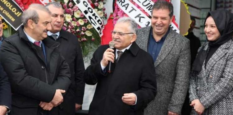 BAŞKAN BÜYÜKKILIÇ’TAN HAFTANIN SON İŞ GÜNÜNDE “ESNAF” ZİYARETİ