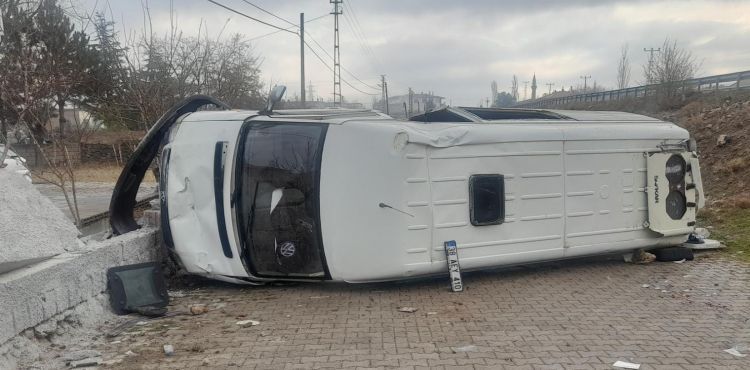 Develi’de feci kaza: 1 ölü 5 yaralı