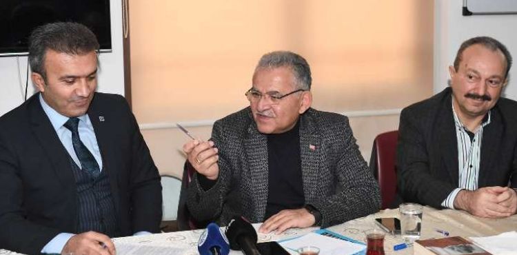 Başkan Büyükkılıç, Develilerle Buluştu