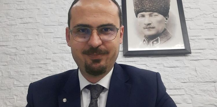 CHP Kayseri İl Başkanı Mustafa Devrim Demirtaş oldu
