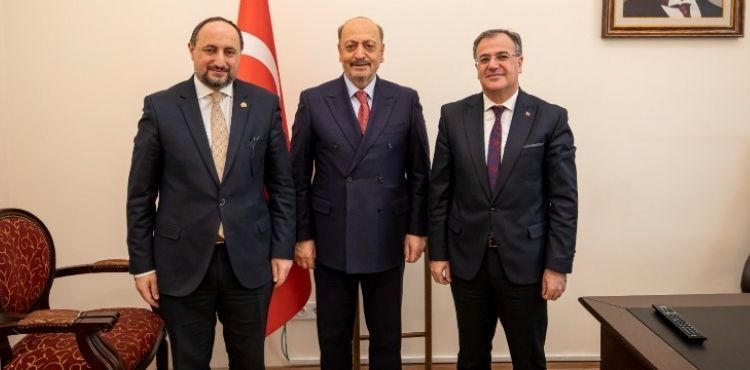 BAŞKAN ÖZDOĞAN, YATIRIMLAR İÇİN YENİ YILDA DA BAŞKENT YOLUNDA