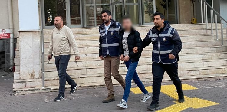 ‘Hırsızlık’ suçundan aranan kişi yakalandı