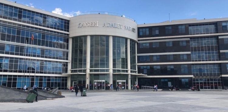 İnternetten sattığı telefonları göndermeyen sanık, hakim karşısına çıktı