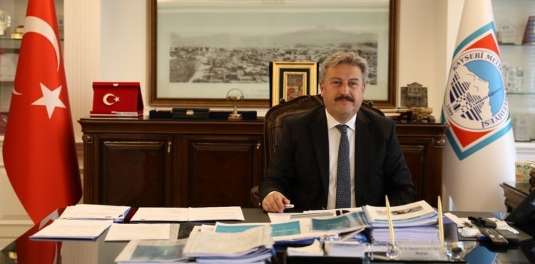 MELİKGAZİ’DE İŞÇİLERİN İKRAMİYELERİ ÖDENDİ