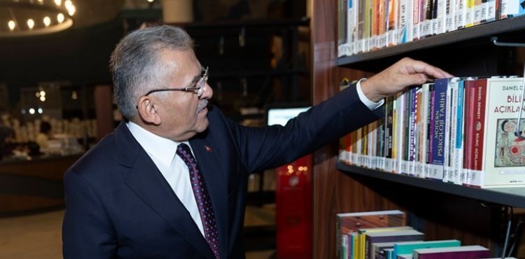 BÜYÜKKILIÇ'IN KÜLTÜR VE EDEBİYATA KİTAP KATKISI 40’I AŞTI