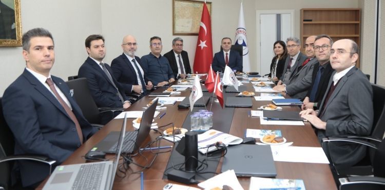ERÜ’de Ar-Ge Stratejisi Üst Kurulu İlk Toplantısını Gerçekleştirdi