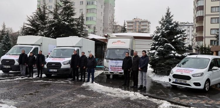 TALAS'TAN DEPREM BÖLGESİNE YARDIM KONVOYU