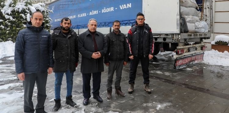 BİR SES BİR NEFES, GÖNLÜNÜ KATTI HERKES