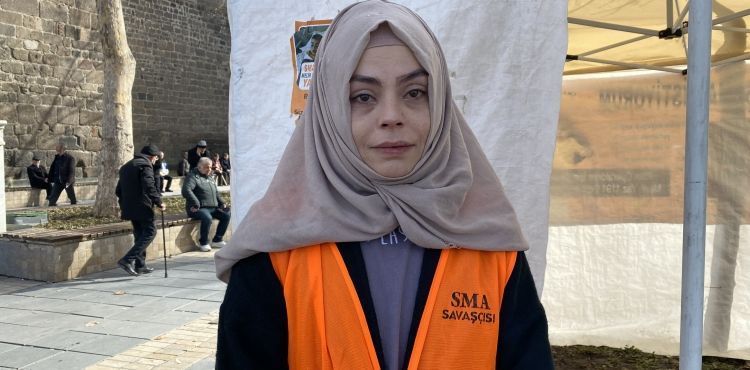 Zamanı daralan SMA hastası Melih Eymen için yardım bekleniyor