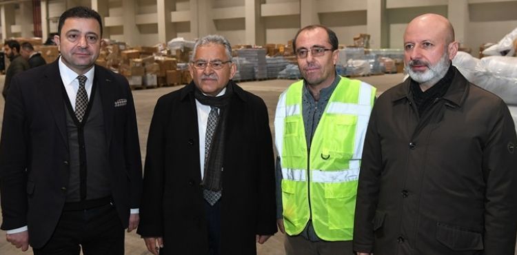 BAŞKAN BÜYÜKKILIÇ: “DEPREM BÖLGESİNE YARDIM, BİN TIRA ULAŞTI”