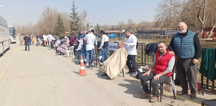 İncesu’dan afet bölgesine 125 kuaför gönderildi