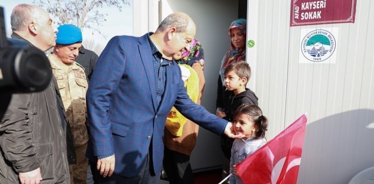 BÜYÜKŞEHİR’İN KAYSERİ MAHALLESİ ETKİNLİĞİ’NE CUMHURBAŞKANI TATAR KATILDI