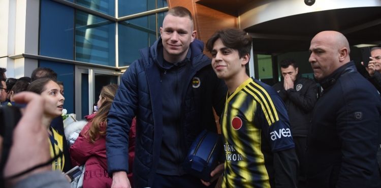Fenerbahçe kafilesi Kayseri'ye geldi