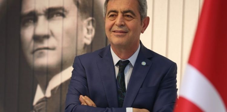 İYİ PARTİLİ KAZIM YÜCEL'DEN İSTİKLAL MARŞI MESAJI