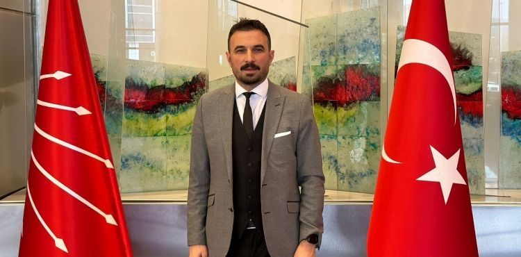 CHP’li Niyazi Ünalmış milletvekilliği aday adaylığı için başvuru yaptı