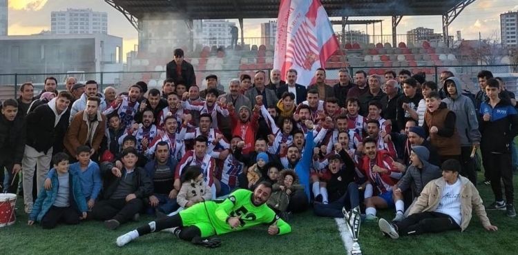 Turanspor şampiyon oldu