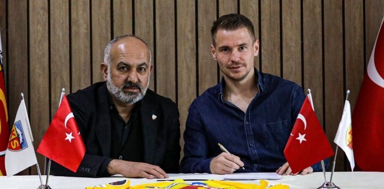 Kayserispor’da Dimitrios Kolovetsios’un sözleşmesi 2 sene uzatıldı