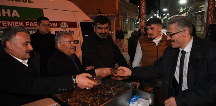 BAŞKAN BÜYÜKKILIÇ, İLK İFTARINI MEMLEKETİ DEVELİ’DE AÇTI