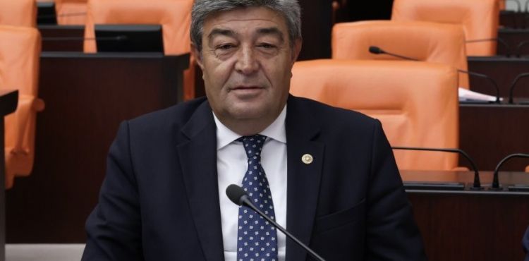 Vekil Ataş, yeniden aday adayı