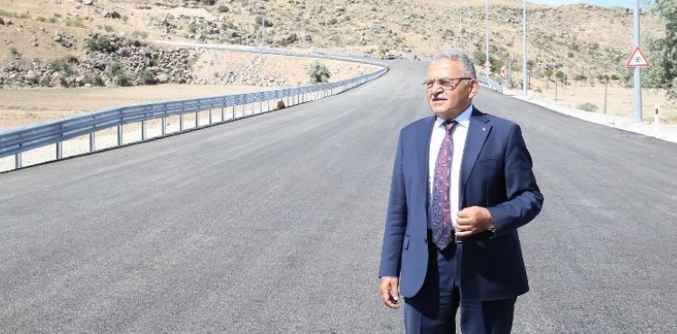 Başkan Büyükkılıç, 1,5 Milyar TL Maliyetle 90 Kilometrelik ‘Yol’ Açtı