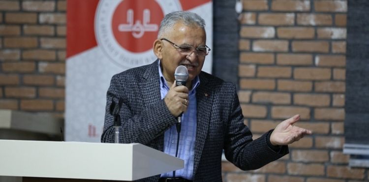 BAŞKAN BÜYÜKKILIÇ, HAFIZ ÖĞRENCİLER VE DEPREMZEDE VATANDAŞLARLA İFTAR SOFRASINDA BULUŞTU