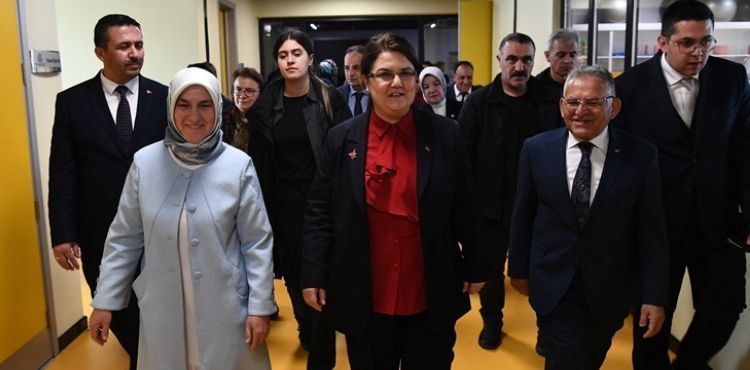 BAKAN YANIK’TAN BAŞKAN BÜYÜKKILIÇ’A “ÖRNEK PROJE” TEŞEKKÜRÜ