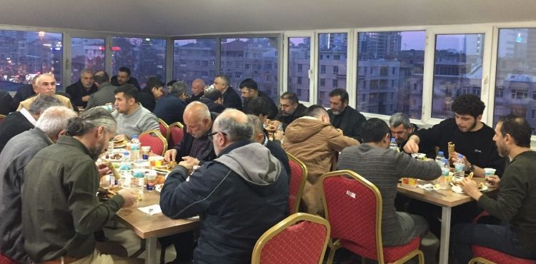 MAZLUMDER’DEN DEPREMZEDELERE İFTAR