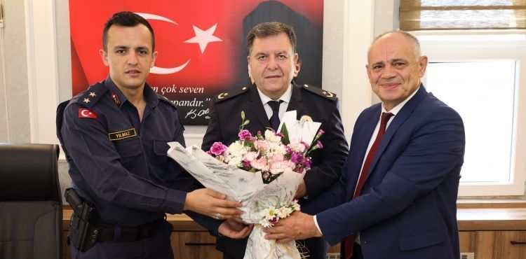 BAŞKAN ÖZTÜRK POLİS TEŞKİLATININ KURULUŞ YILDÖNÜMÜNÜ KUTLADI