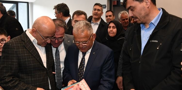 BÜYÜKŞEHİR’İN “10 NUMARA” KÜTÜPHANESİNE YOĞUN İLGİ