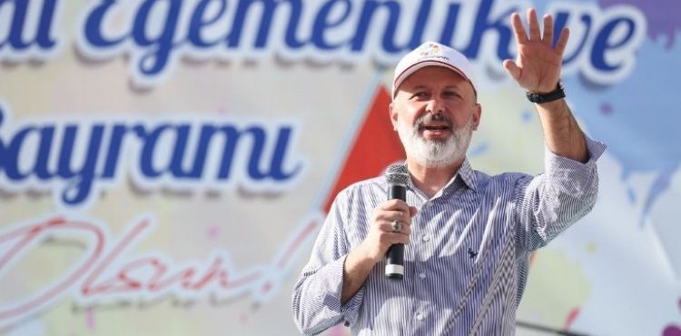 BAŞKAN ÇOLAKBAYRAKDAR; “TÜM DÜNYA ÇOCUKLARININ BAYRAMI KUTLU OLSUN”