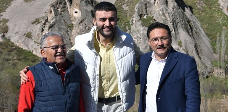 VALİ ÇİÇEK VE BAŞKAN BÜYÜKKILIÇ, TURİZM CENNETİ SOĞANLI VADİSİ’NDE