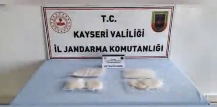 2 kilogram metamfetamin piyasa sürülmeden ele geçirildi