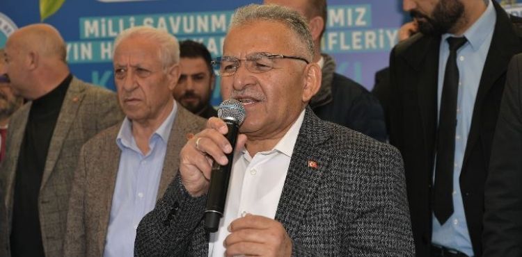 BAKAN AKAR İLE BAŞKAN BÜYÜKKILIÇ, KAYSERİLİLERLE PİKNİKTE KUCAKLAŞTI