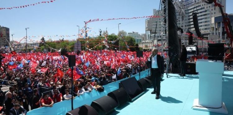 Başkan Büyükkılıç, Büyük Kayseri Mitingi'nde Konuştu