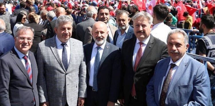 BAKAN OLAKBAYRAKDAR; TEEKKRLER KAYSERݔ