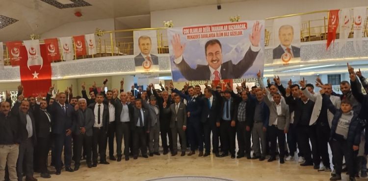 İŞ İNSANI PAYAS’TAN, BBP’Lİ ADAY SATILMIŞ İÇİN ‘YALNIZ DEĞİLSİN’ GECESİ