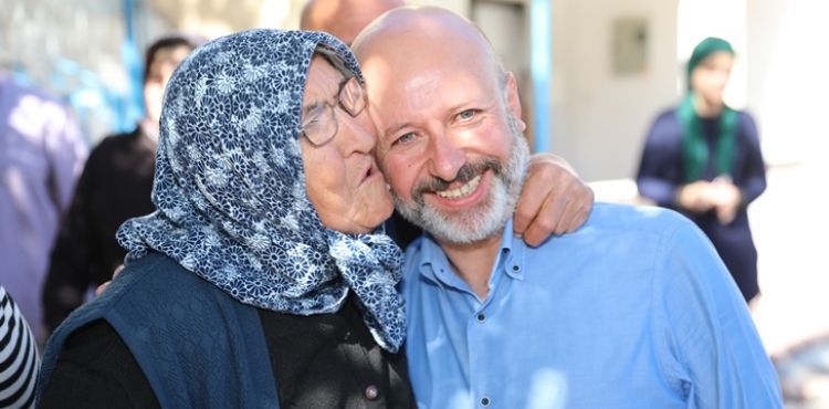 BAŞKAN ÇOLAKBAYRAKDAR; “ANNELERİMİZ, BAŞ TACIMIZDIR”