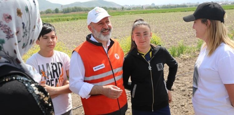 BAŞKAN ÇOLAKBAYRAKDAR; “KOCASİNAN, ŞEHRİN MERKEZİNDE TARIMSAL ÜRETİMLE TÜRKİYE’YE ÖRNEK OLACAK”