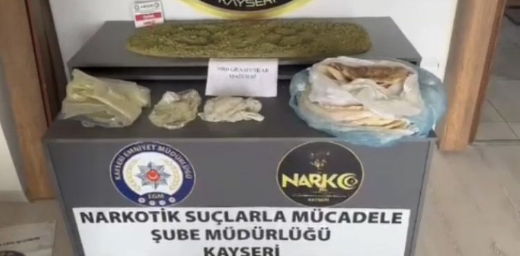 Operasyonla 3 kilo uyuşturucu ele geçirildi