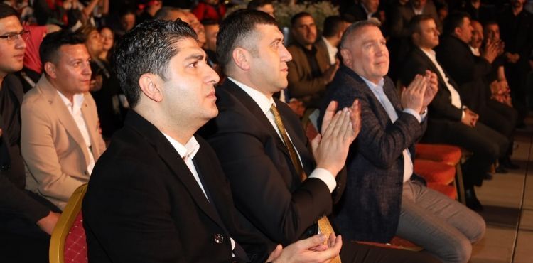 Kayseri'de Ali Kınık rüzgarı esti