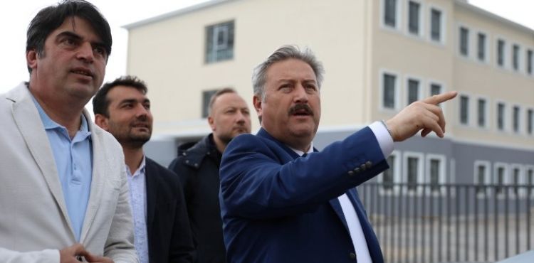 MELİKGAZİ, KENSTEL DÖNÜŞÜM ALANINA 2 OKUL BİRDEN KAZANDIRDI