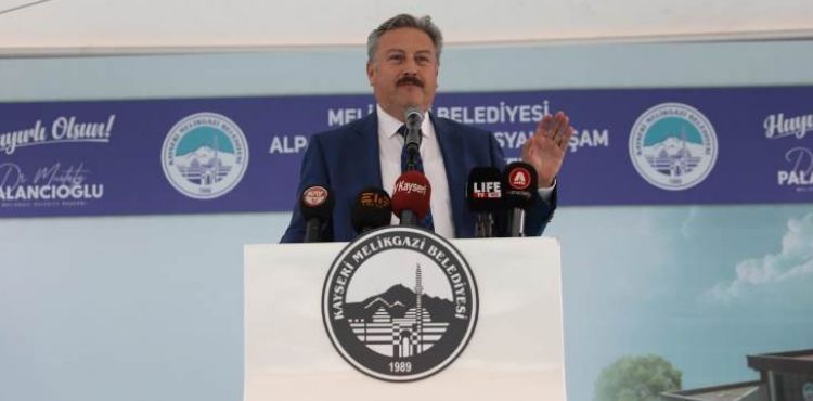 MELİKGAZİ ‘DE ALPARSLAN TÜRKEŞ SOSYAL YAŞAM VE KÜLTÜR MERKEZİ’NİN TANITIMI YAPILDI