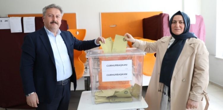 BAŞKAN PALANCIOĞLU OYUNU KULLANDI