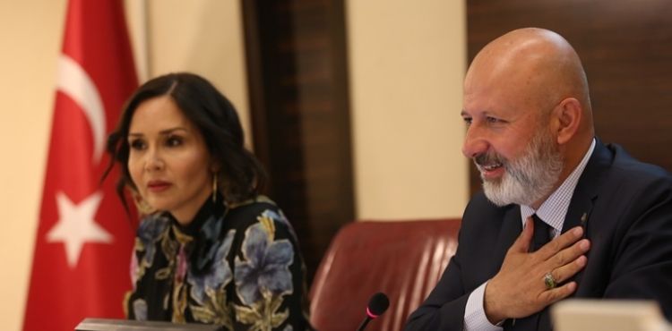 BAŞKAN ÇOLAKBAYRAKDAR; “ENGELLİ KARDEŞLERİMİZİN HAYATLARINI KOLAYLAŞTIRMAK İÇİN ÇALIŞIYORUZ”