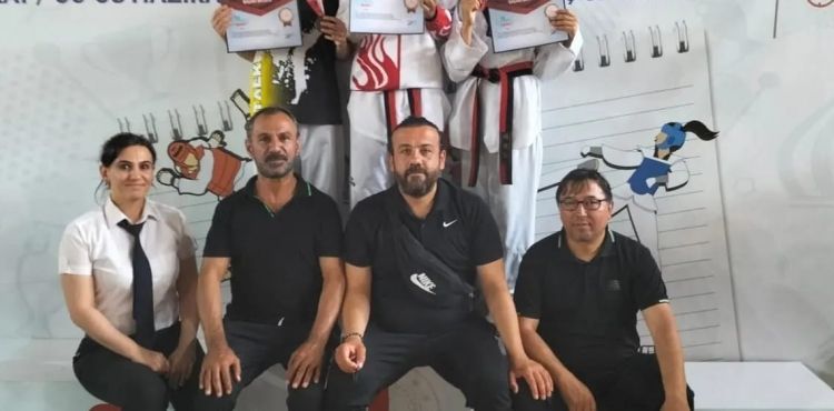 Kayserili tekvandocular 4 bronz madalyayla döndü