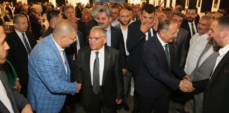 BÜYÜKŞEHİR’DEN SANAYİCİ VE İŞ ADAMLARI BULUŞMASI