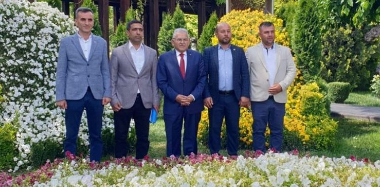 MUHTARLARDAN BAŞKAN BÜYÜKKILIÇ’A ZİYARET