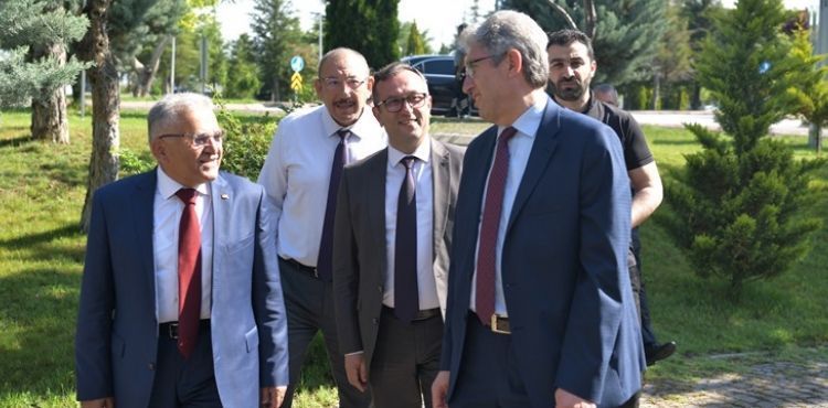 BAŞKAN BÜYÜKKILIÇ: “KAYSERİ, EĞİTİM DOSTU ŞEHİR”