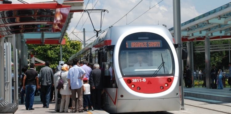 BAŞKAN BÜYÜKKILIÇ’TAN KURBAN BAYRAMI’NDA “ÜCRETSİZ TRAMVAY” MÜJDESİ