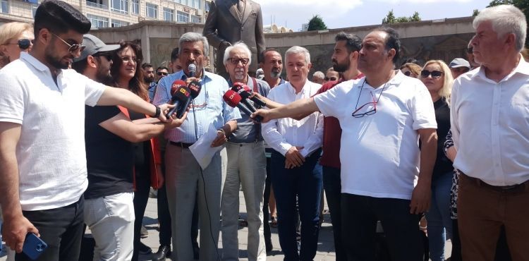 CHP Eski İl Başkanı Özkan, “Adalet şarkıları söyleyeceğimize, adaleti keşke kendi içimizde uygulayabilseydik”